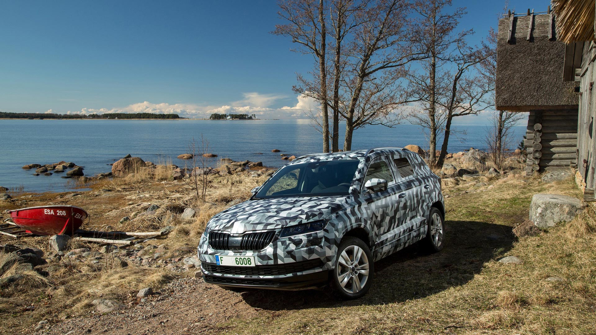 skoda-karoq-camouflaged