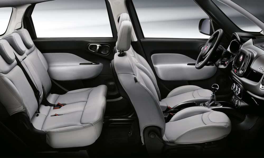 New-Fiat-500L-facelift-interior-3