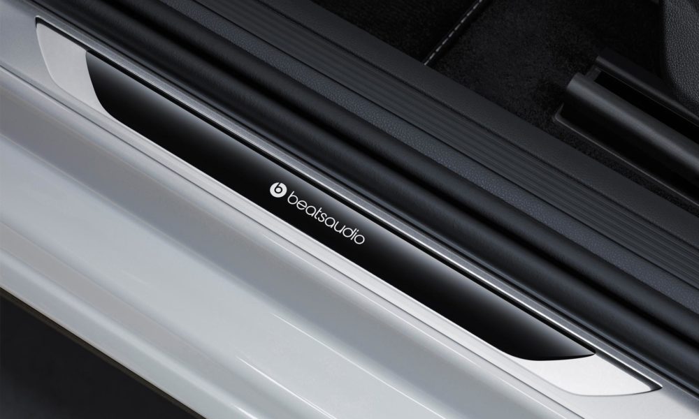 6th-gen-Volkswagen-polo-beats-interior-2