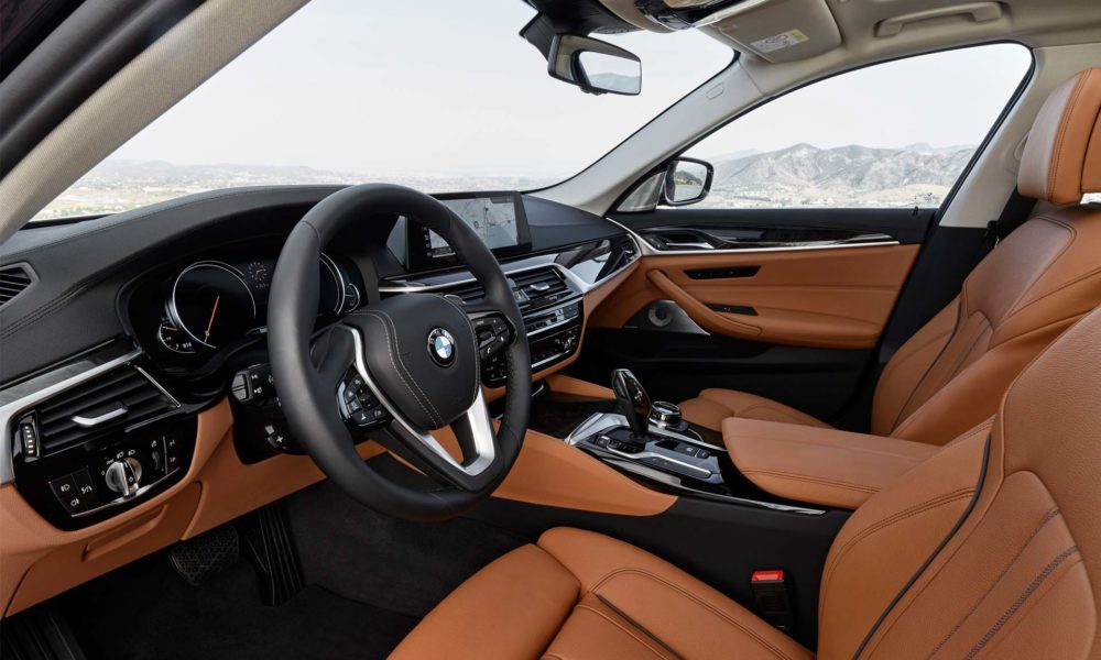 7th-gen-BMW-5-Series-interior-4