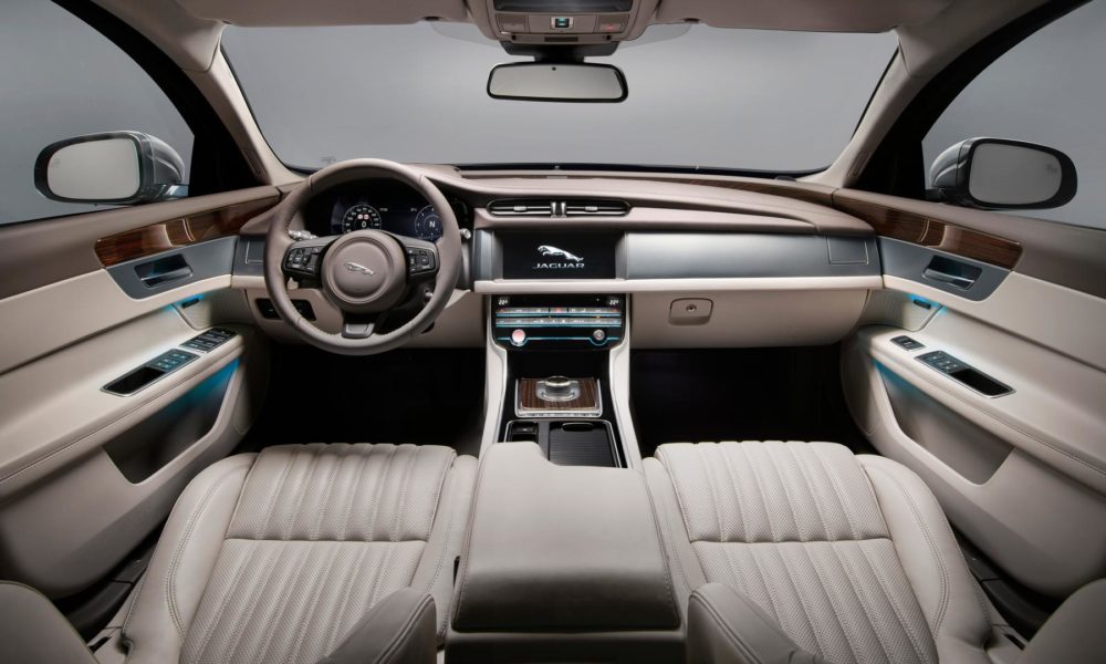 Jaguar-XF-Sportbrake-interior