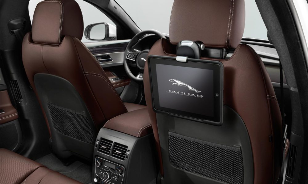 Jaguar-XF-Sportbrake-interior-5
