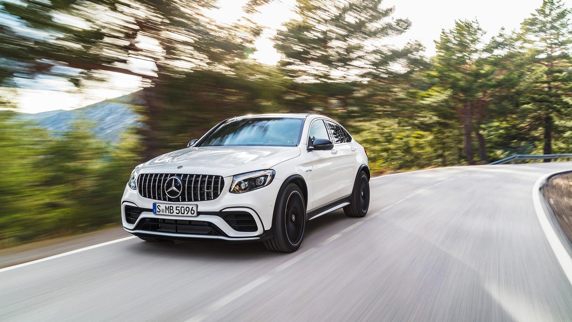 Mercedes-AMG GLC 63 Coupe 4Matic+ 3