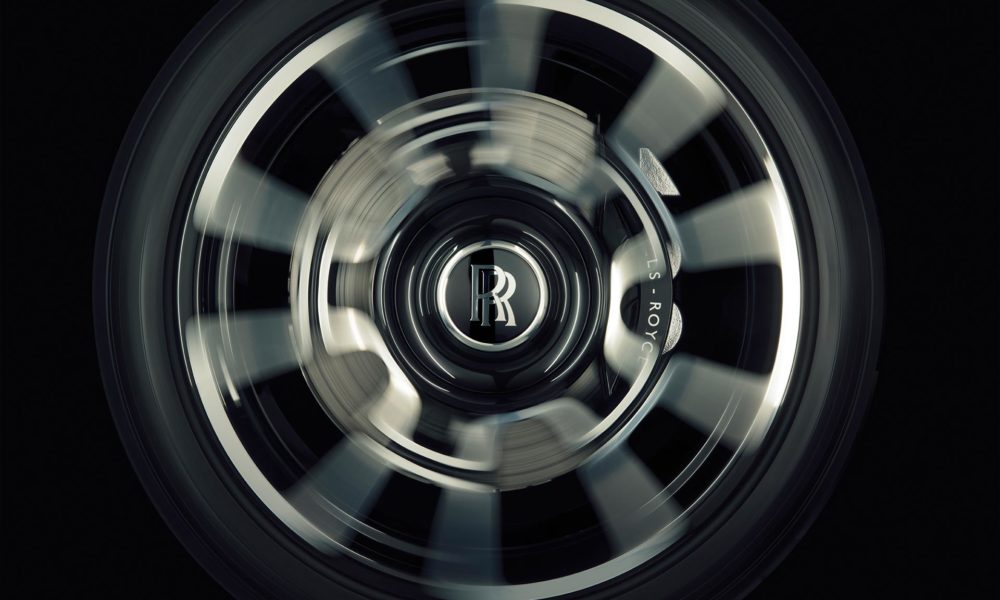 Rolls-Royce-Dawn-Black-Badge-4
