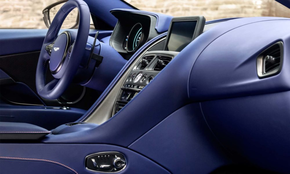 Aston-Martin-DB11-4.0-V8-interior
