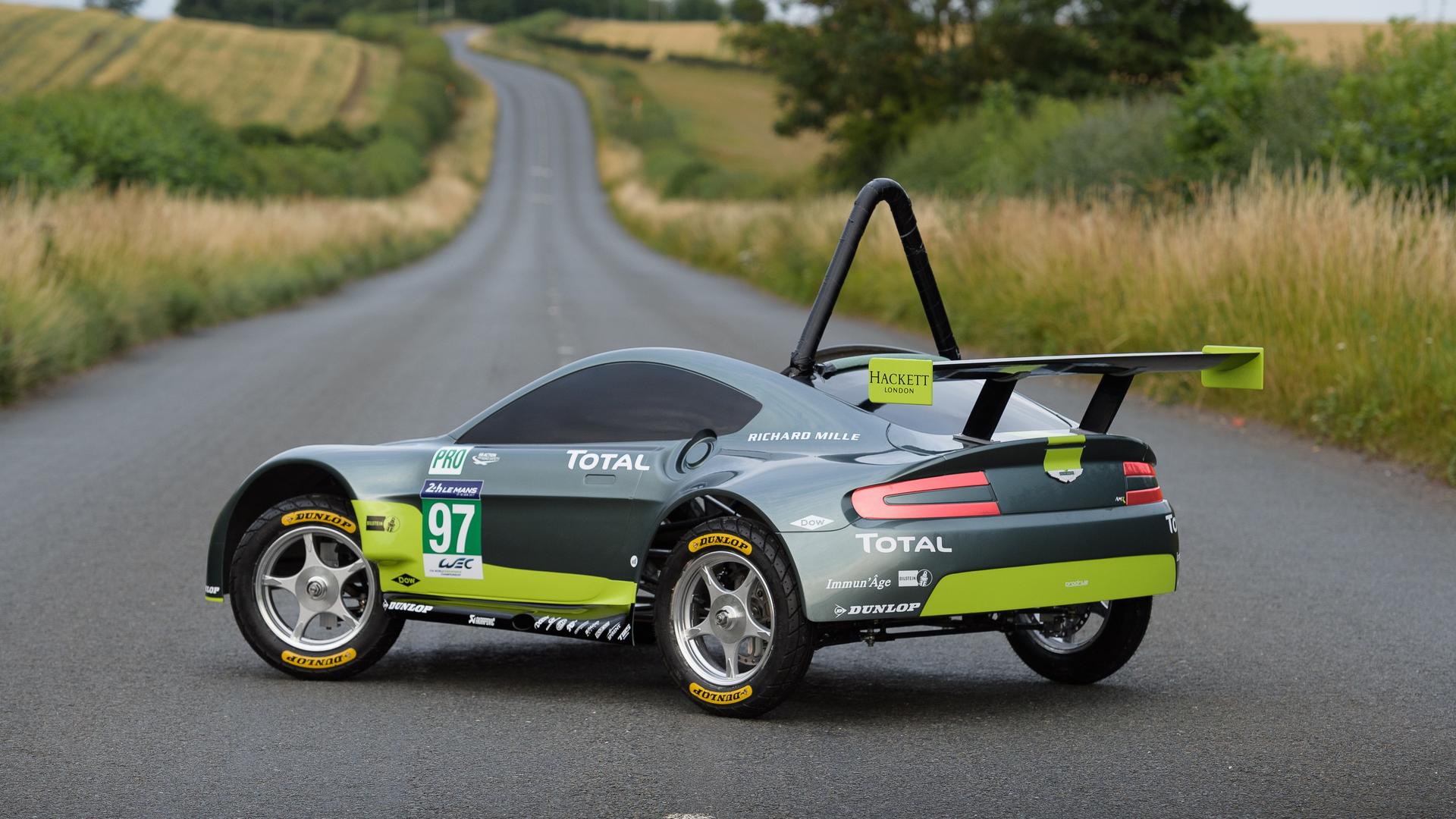 Aston-Martin-Vantage GTE-Soapbox-Car-3