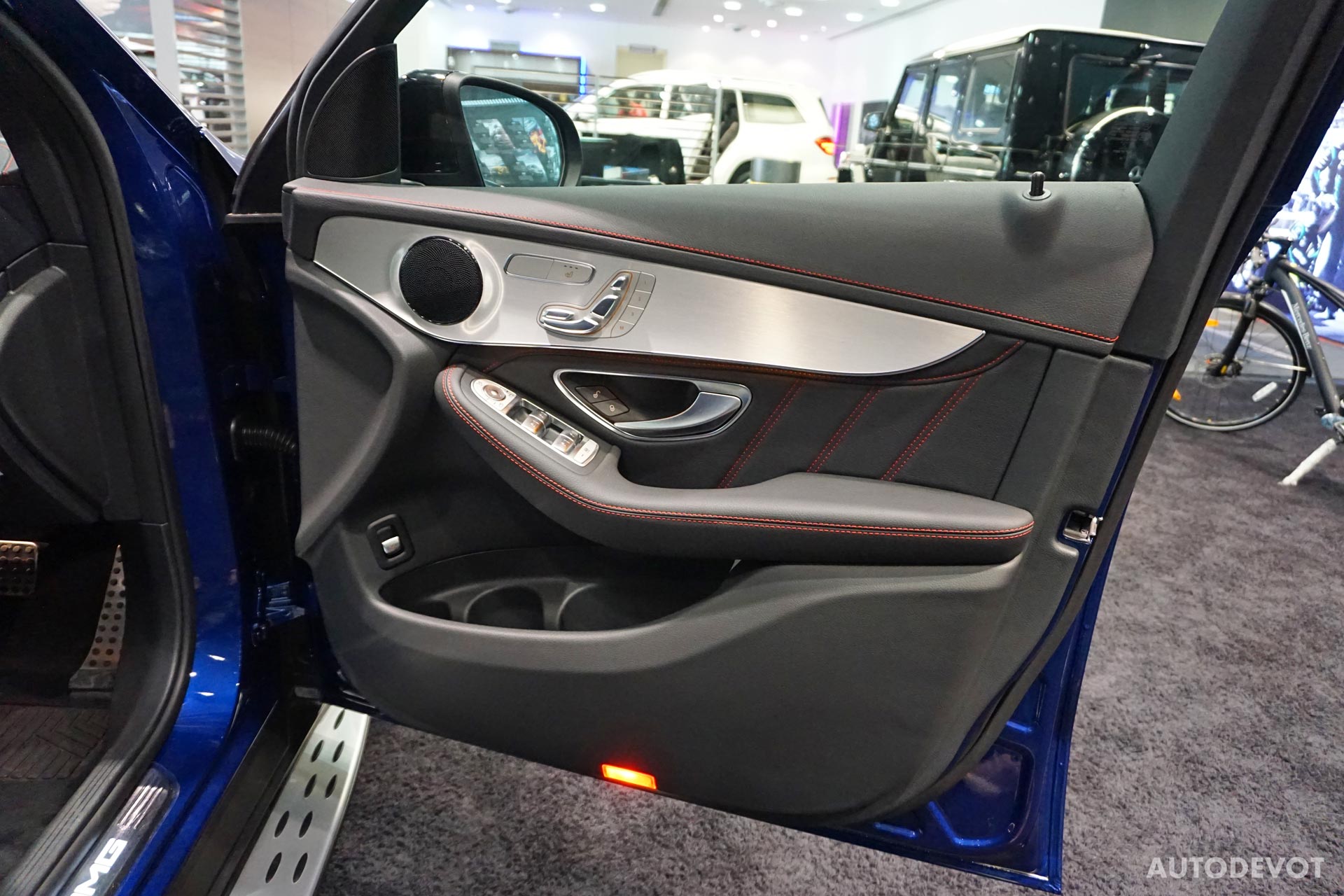 Mercedes-AMG-GLC-43-Coupe-interior_8