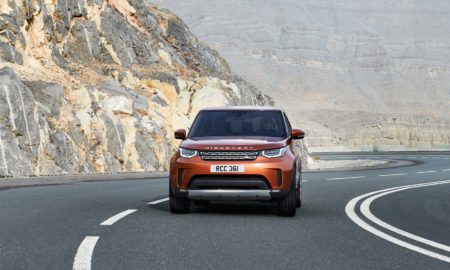 2017-Land-Rover-Discovery_3