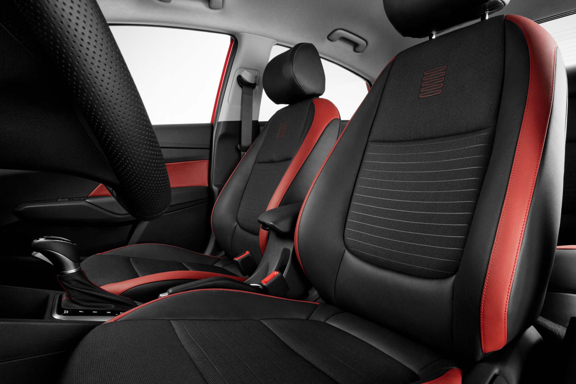 2018-Hyundai-Verna-facelift-interior_5