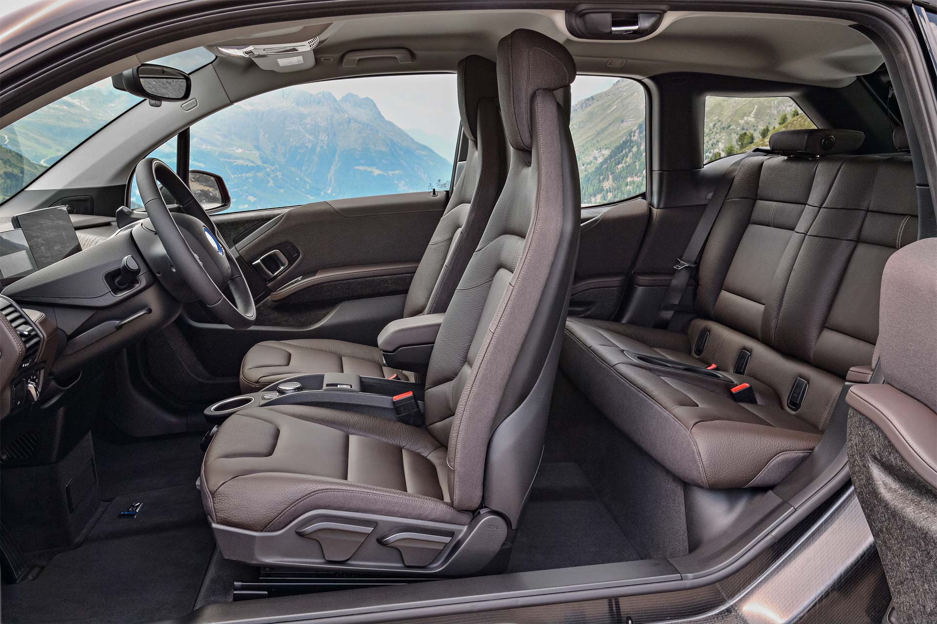 New-BMW-i3S-interior_3