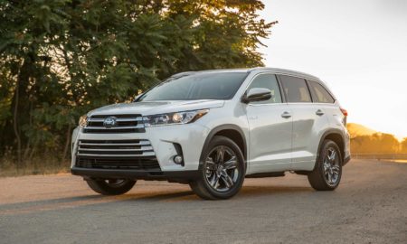 2017-Toyota-Highlander-Hybrid-Limited-Platinum