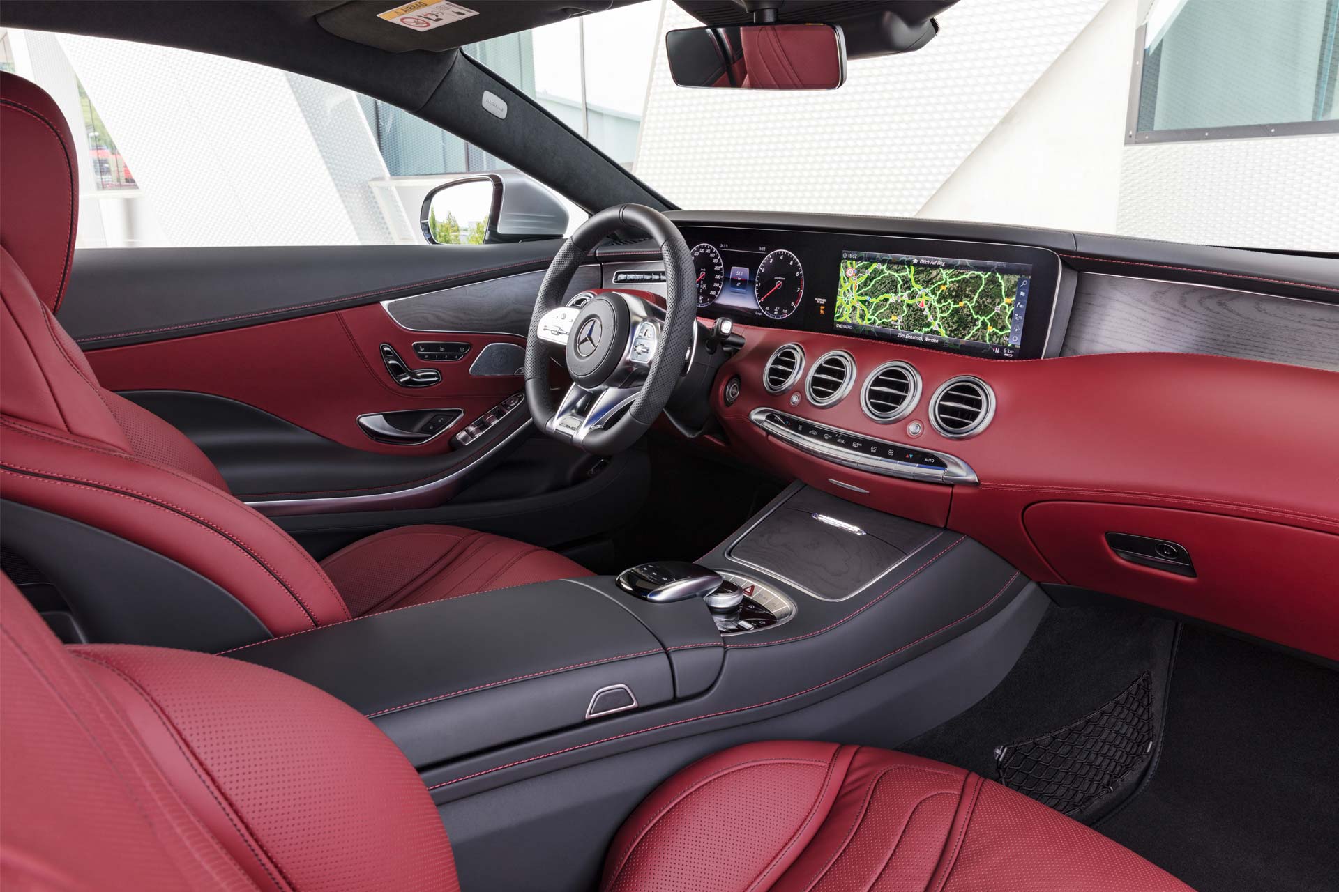 2018-Mercedes-Benz-S-Class-Coupe-interior