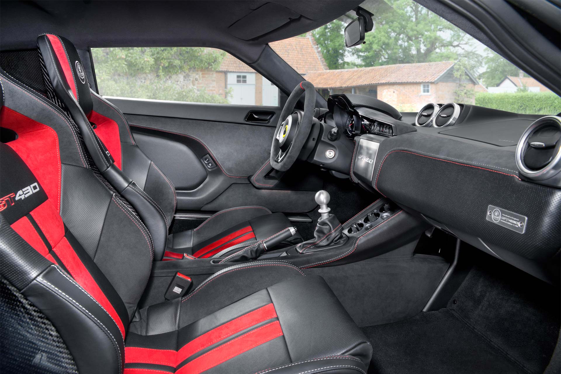 Lotus-Evora-GT430-Sport-interior