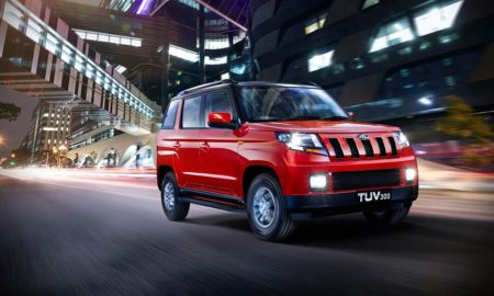Mahindra-TUV-300-T10-AMT