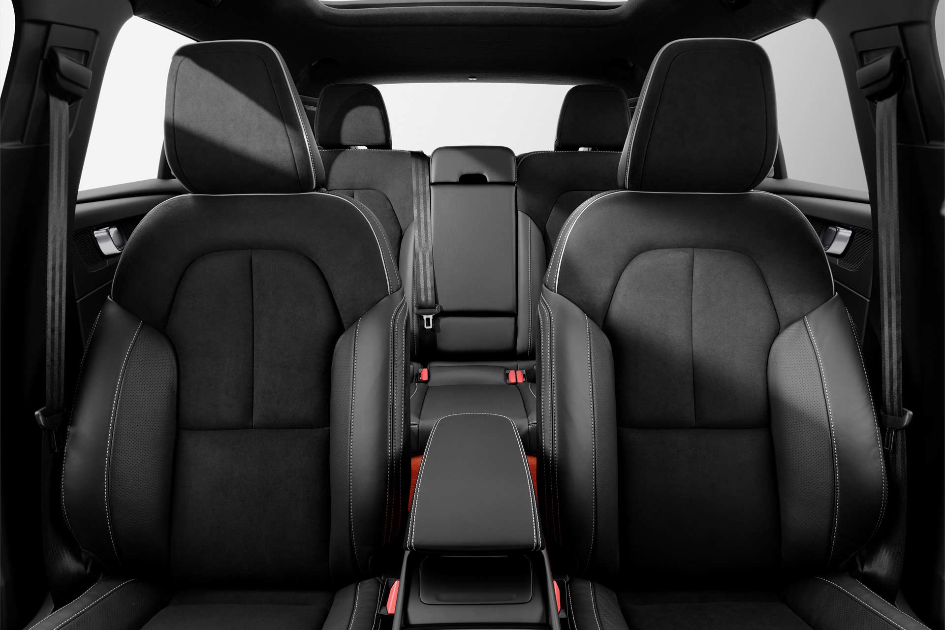 New-Volvo-XC40-interior_3