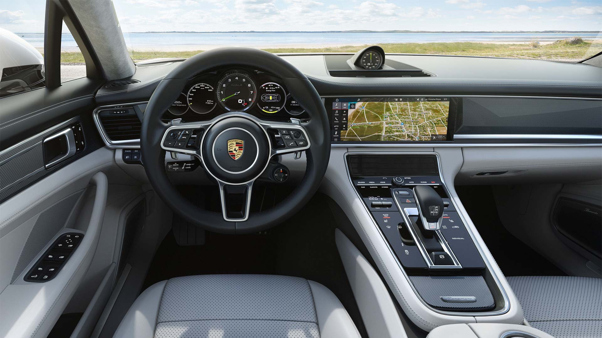 Porsche-Panamera-Turbo-S-E-Hybrid-Sport-Turismo-interior