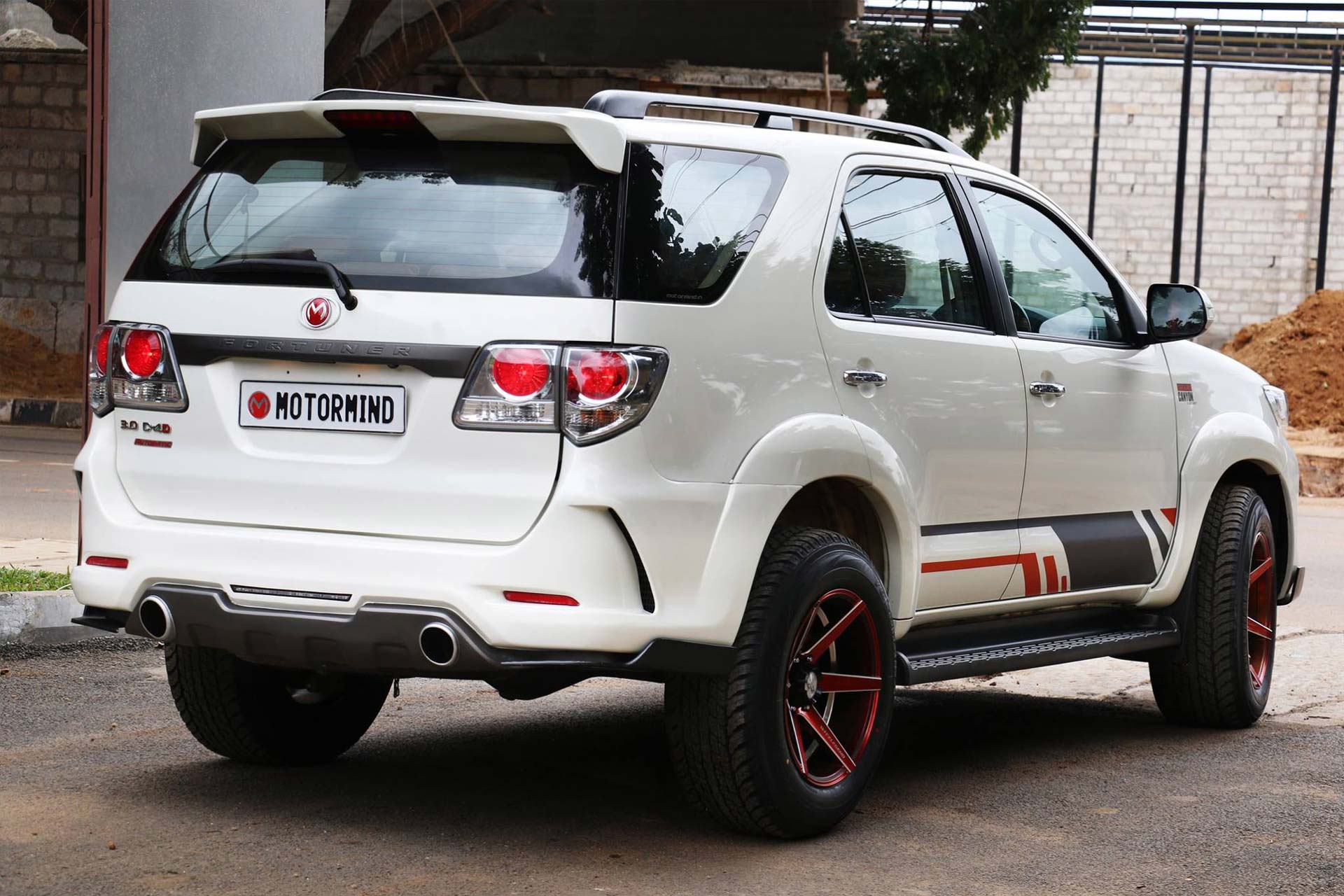 Toyota-Fortuner-Grand-Canyon-Edition-Fortuner_2