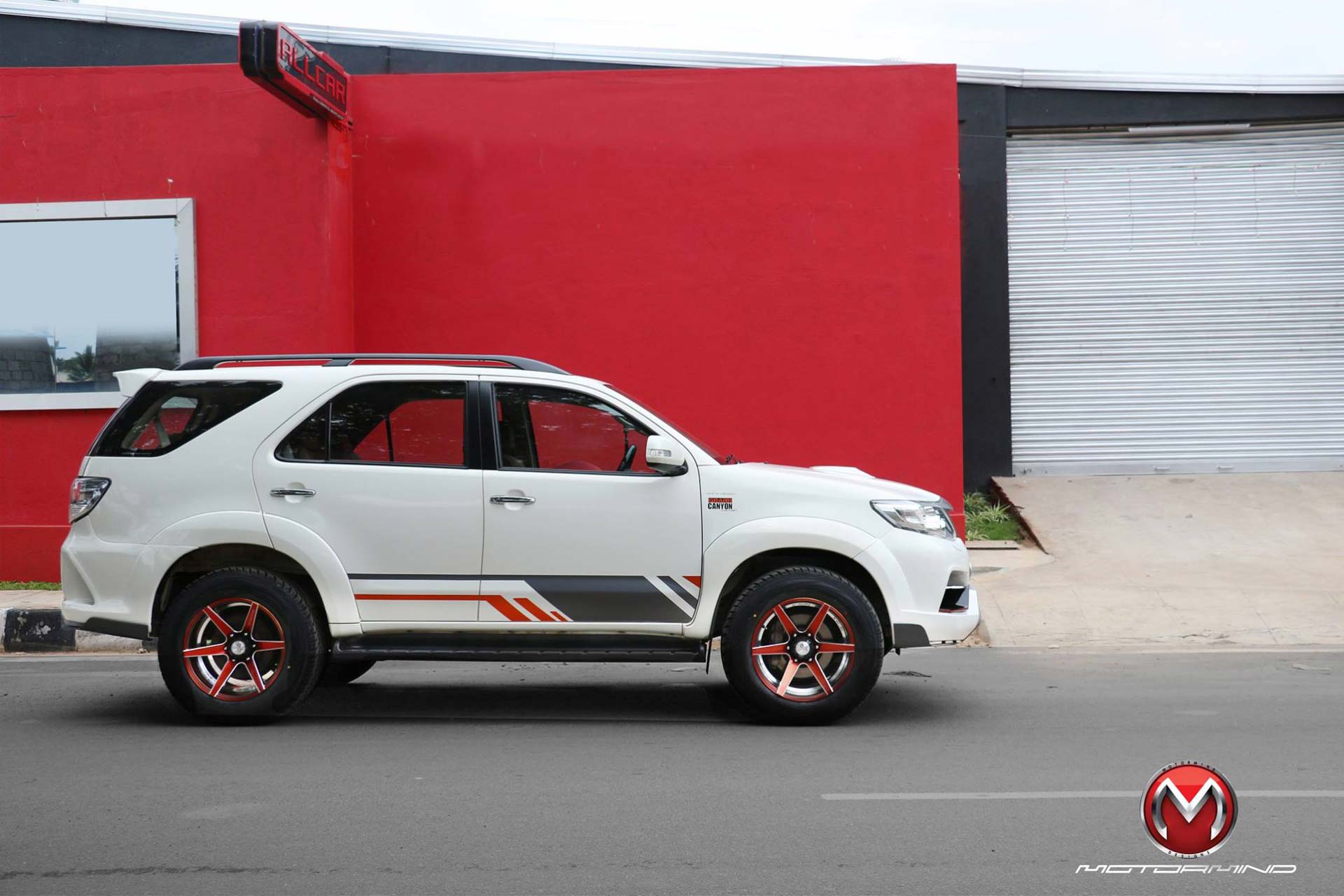Toyota-Fortuner-Grand-Canyon-Edition-Fortuner_5