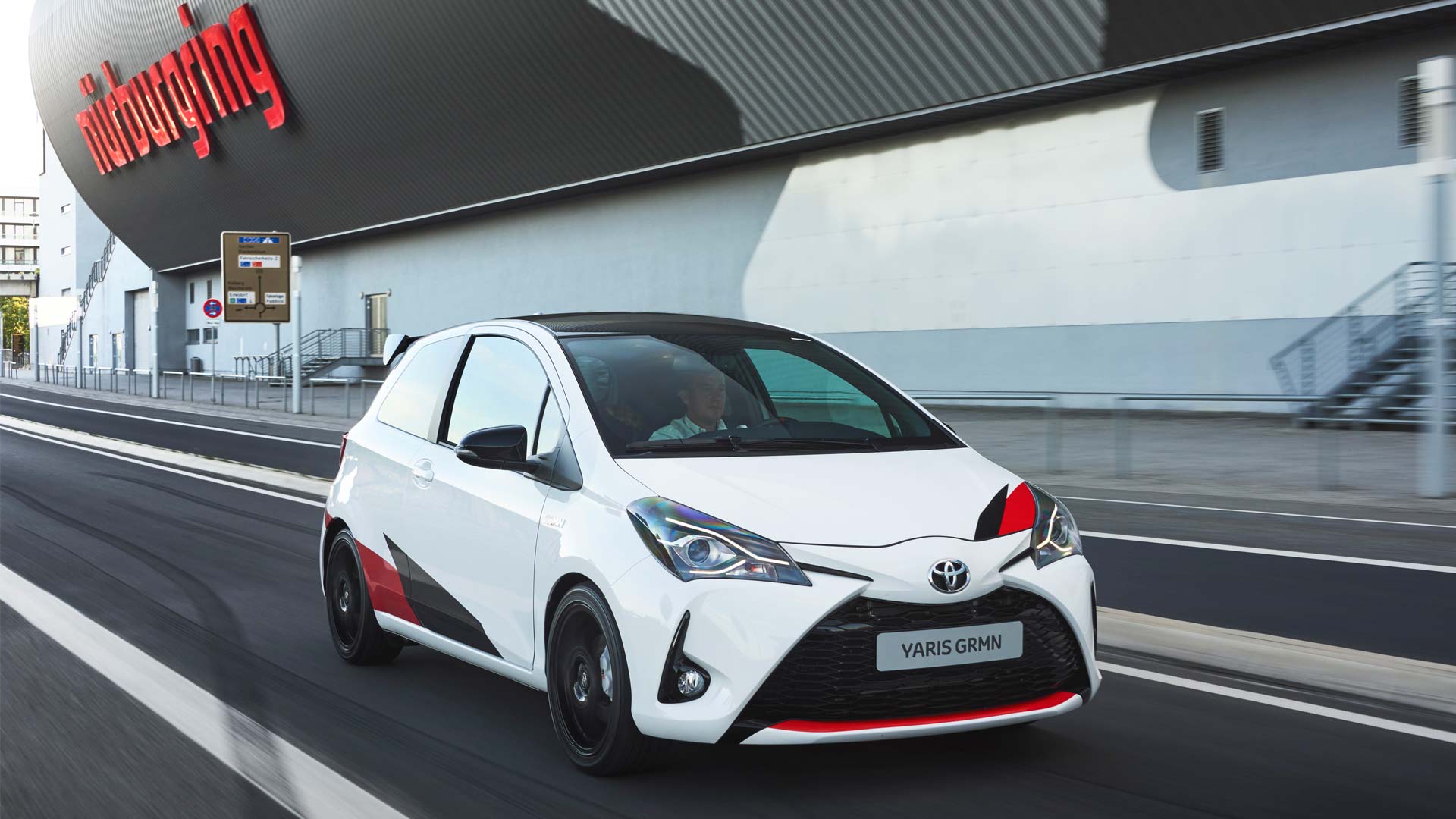 Toyota-Yaris-GRMN_3