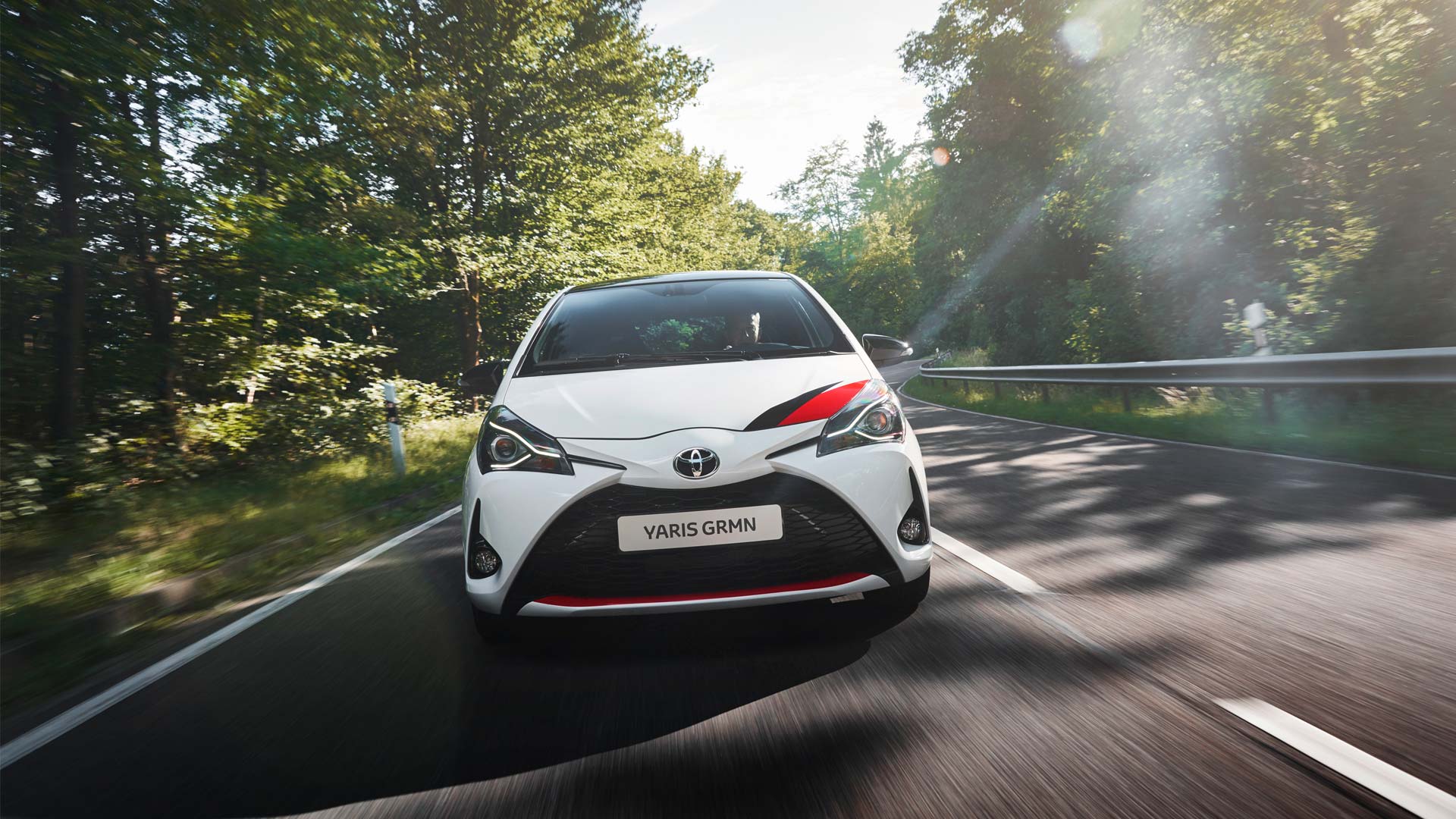 Toyota-Yaris-GRMN_4