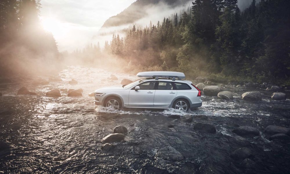 2017-18-Volvo-Ocean-Race-V90-Cross-Country
