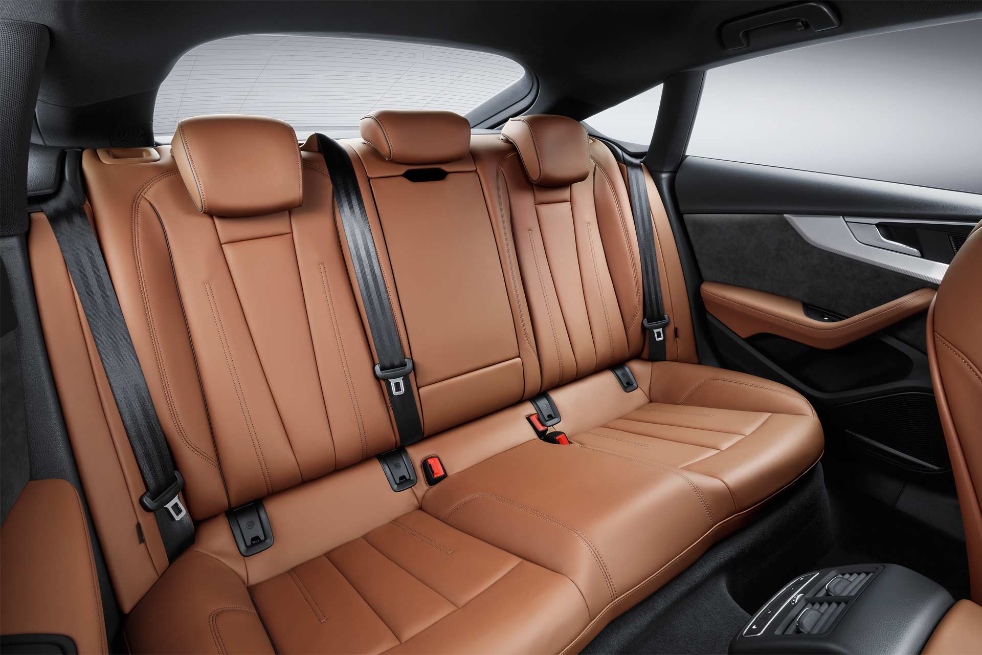 2017-Audi-A5-Sportback-interior_3