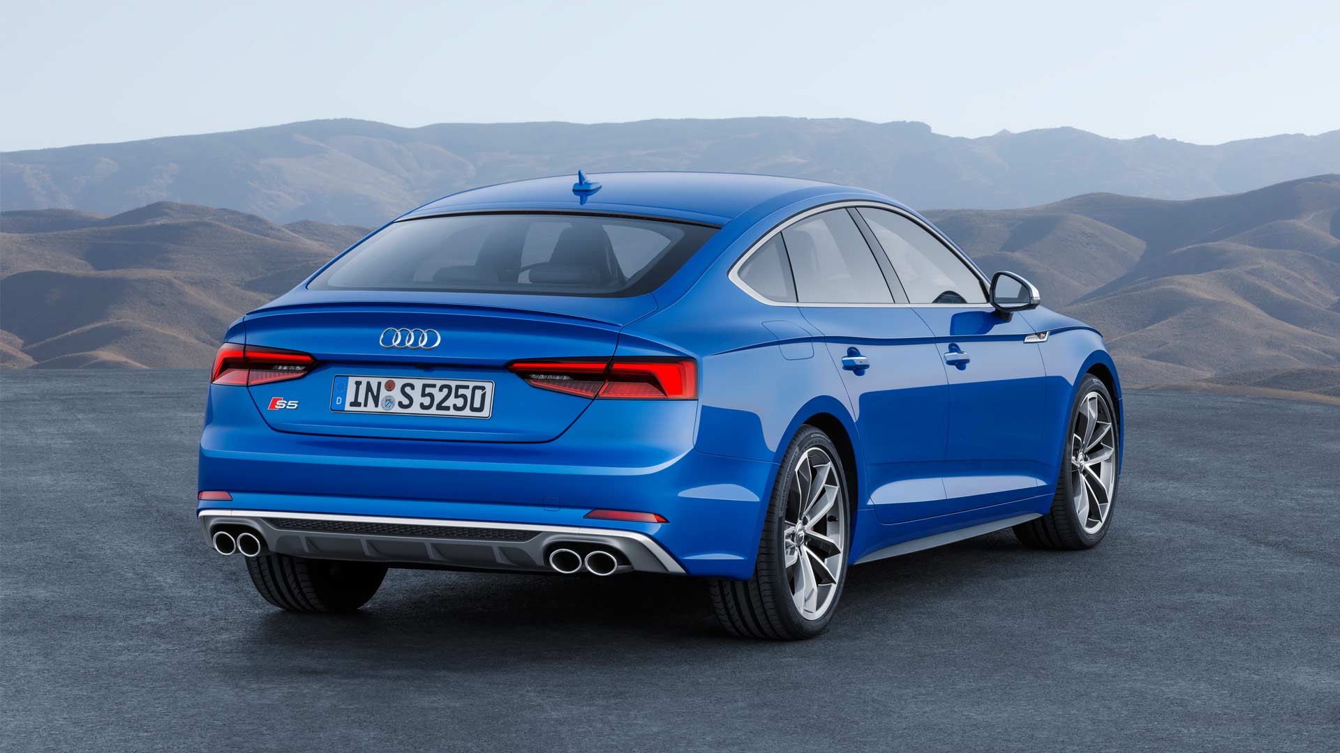 2017-Audi-S5-Sportback_2