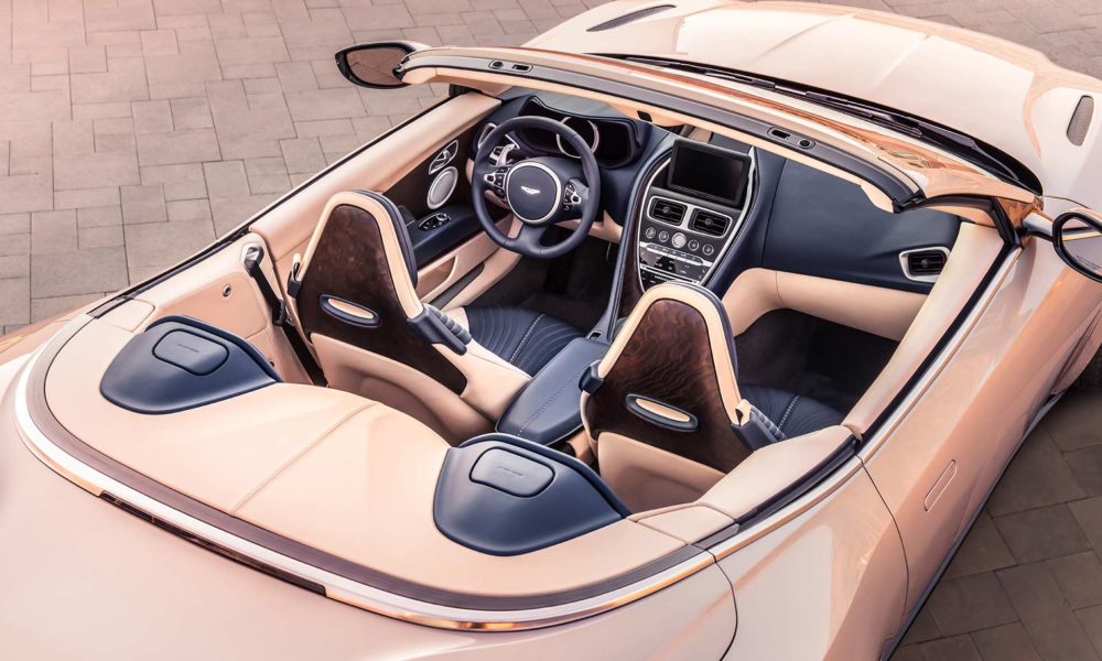 Aston-Martin-DB11-Volante-interior