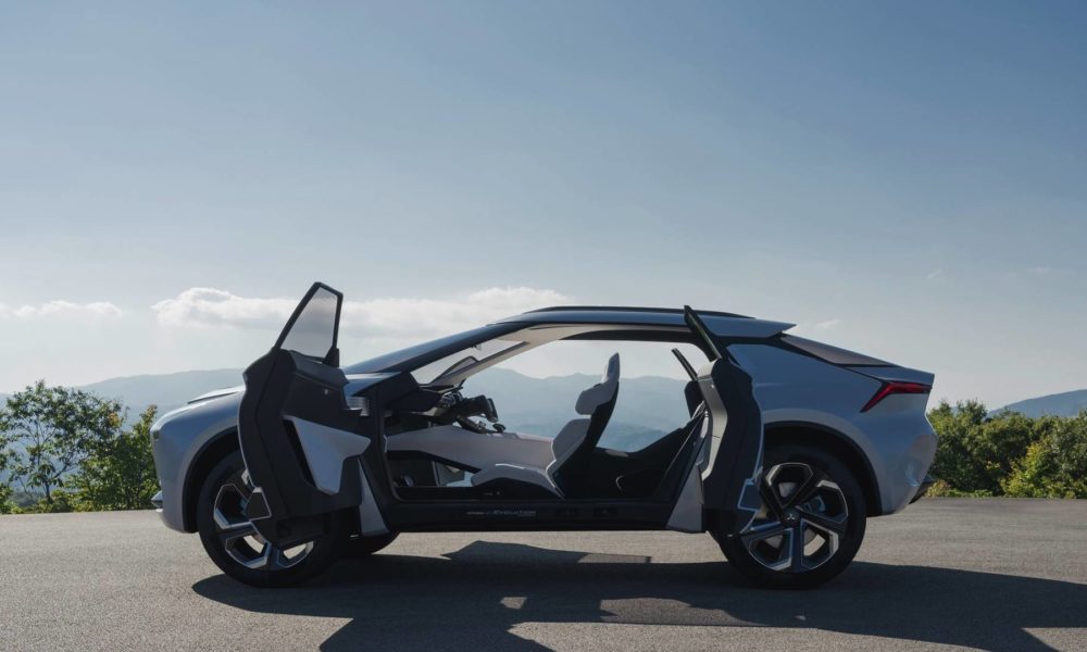 Mitsubishi-e-Evolution-concept_5