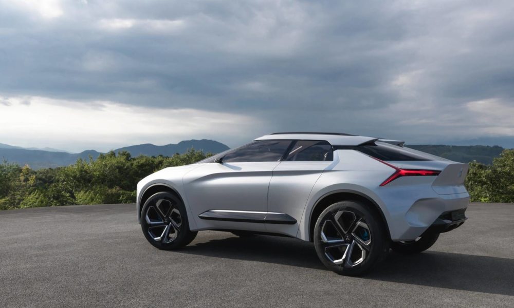 Mitsubishi-e-Evolution-concept_8