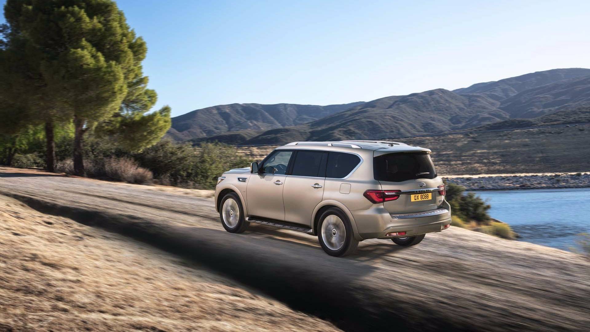 2018-Infiniti-QX80_3