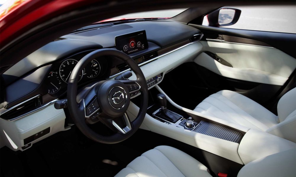 2018-Mazda6-interior