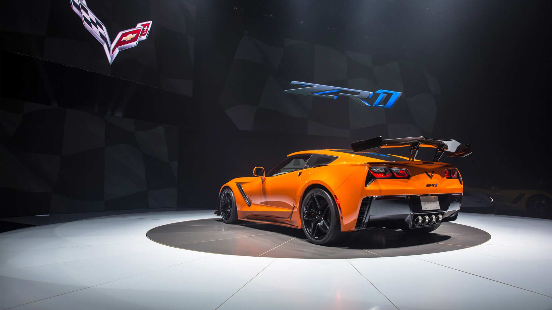 2019-Chevrolet-Corvette-ZR1_3