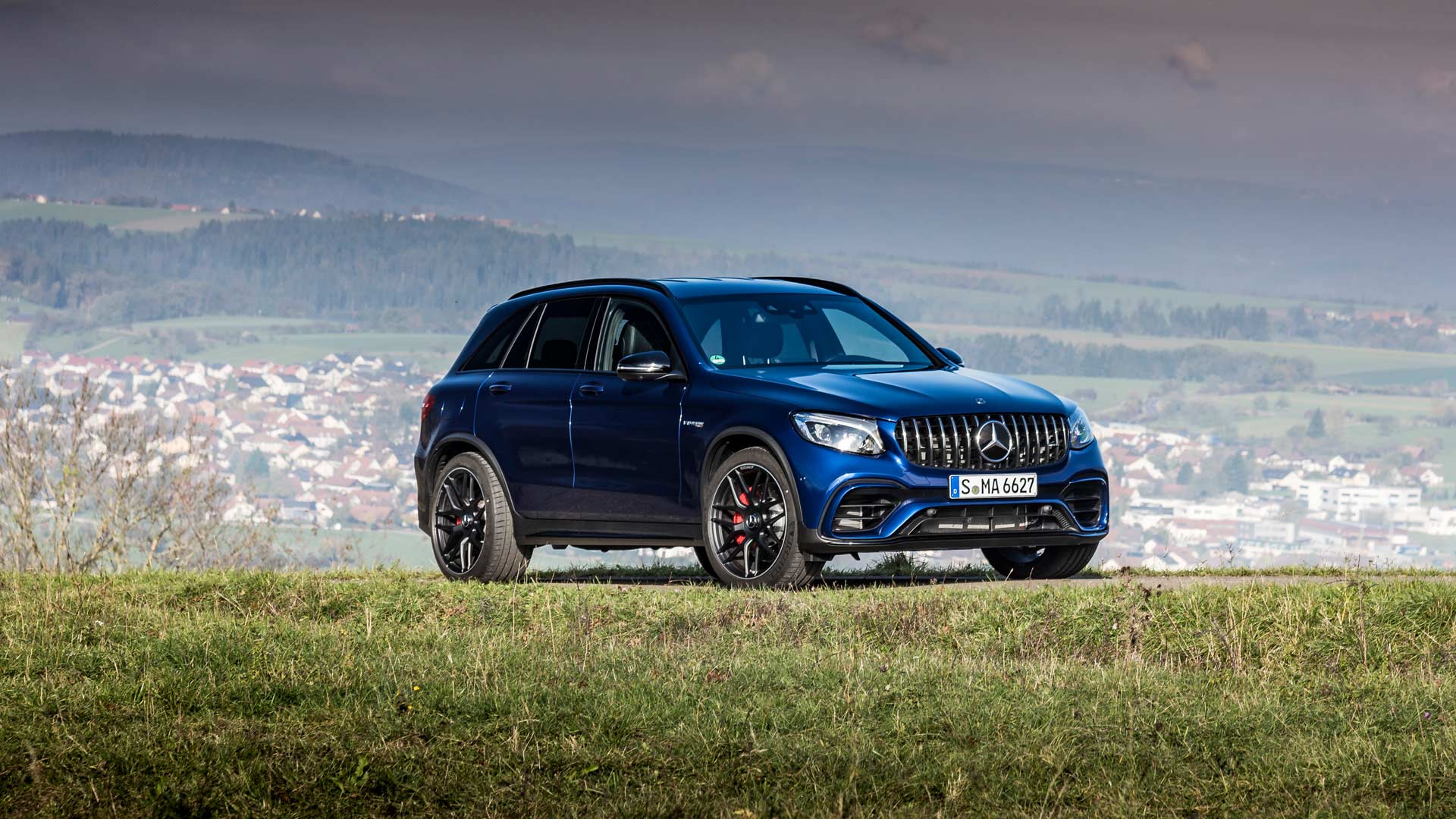 Mercedes-AMG-GLC-63-4MATIC+_3
