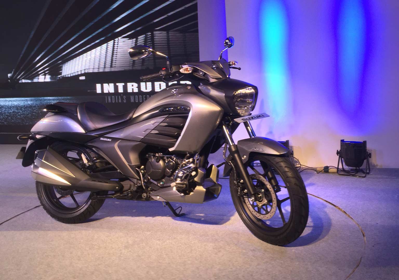 Suzuki-Intruder-150-India