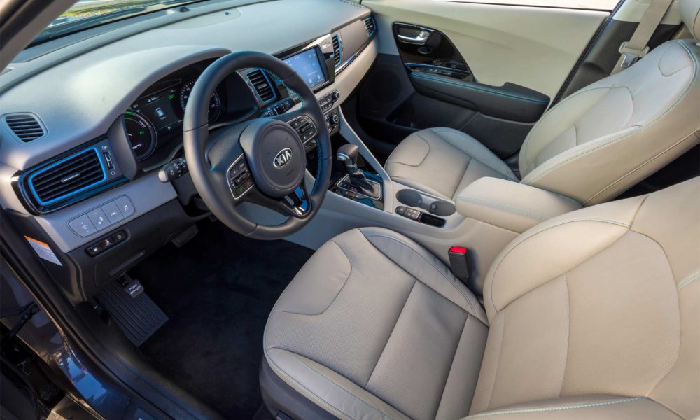 2018-Kia-Niro-Plug-In-Hybrid-interior_2