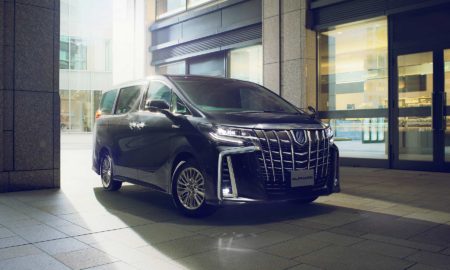 2018-Toyota-Alphard_3