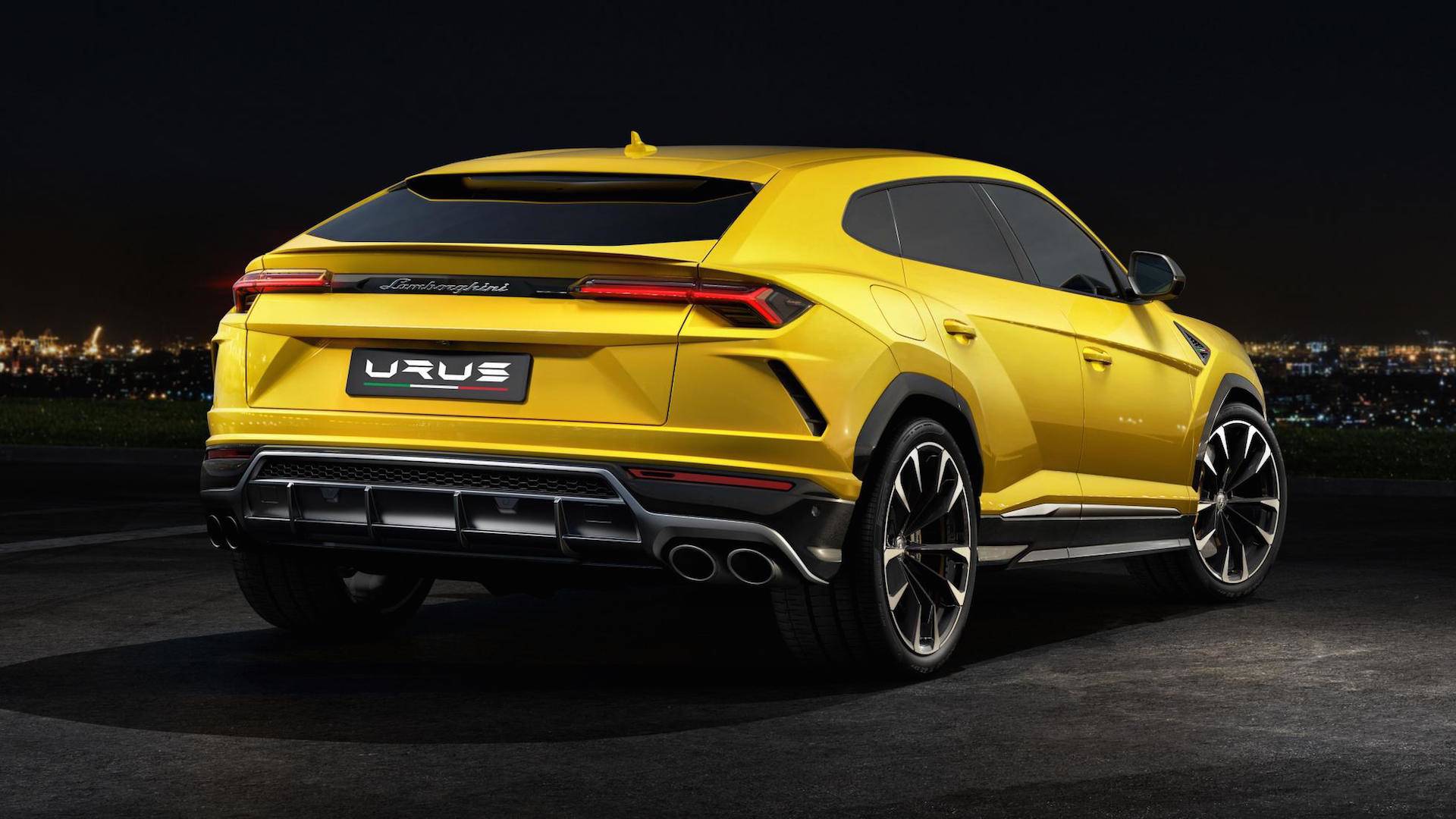 2019-Lamborghini-Urus_9