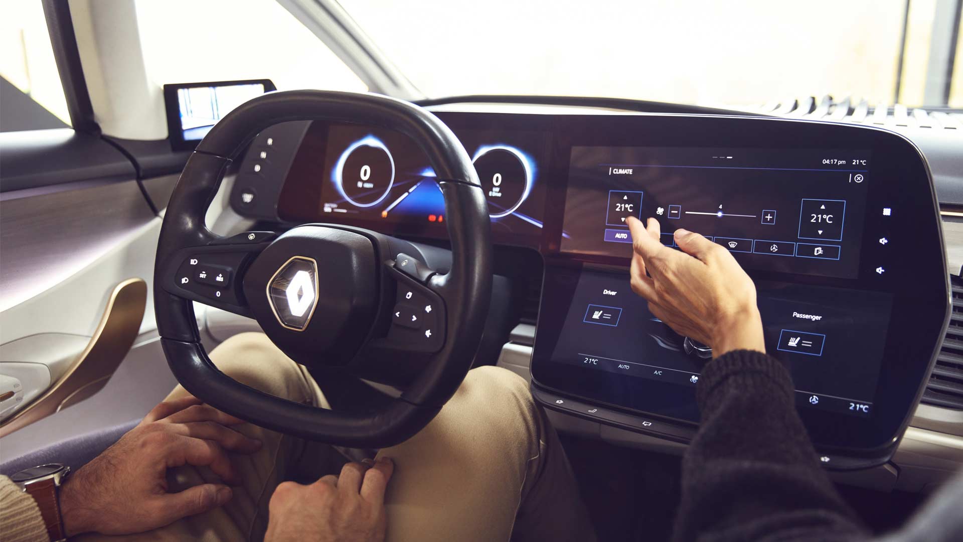 Renault-SYMBIOZ-Demo-Car-interior_2