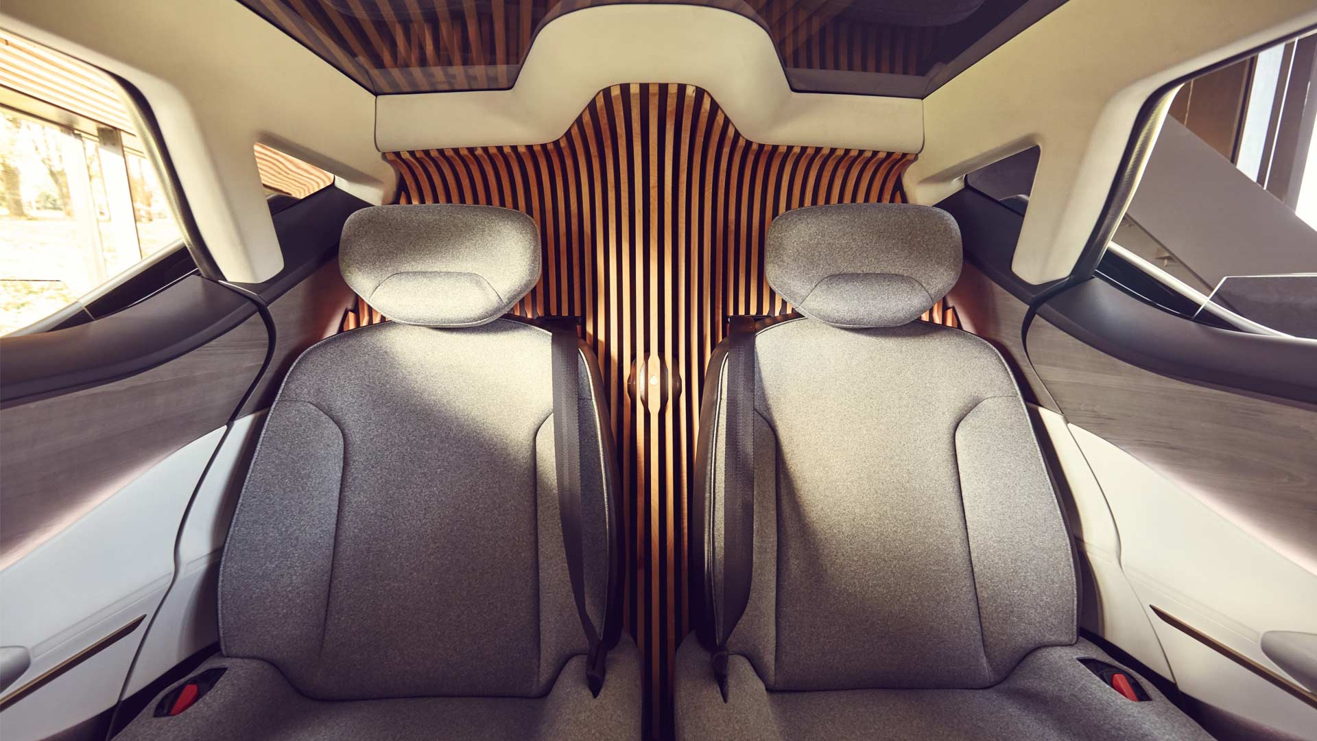 Renault-SYMBIOZ-Demo-Car-interior_4
