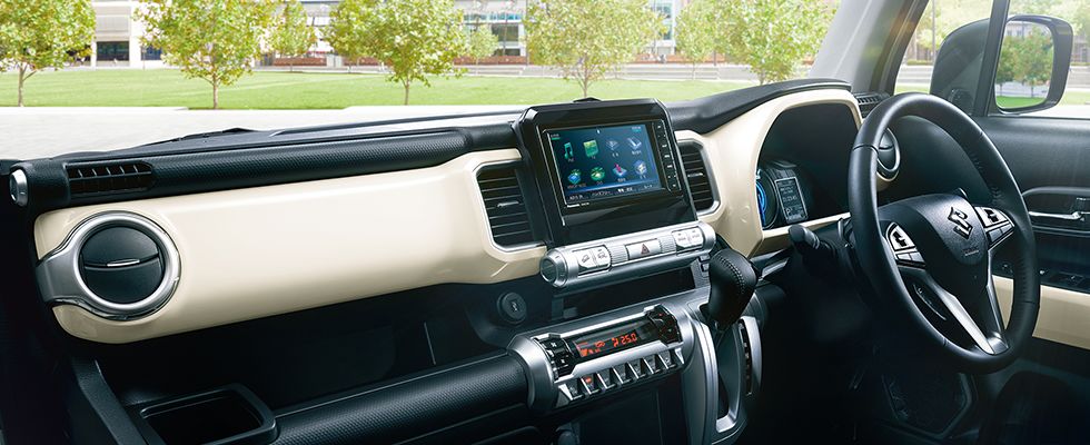 Suzuki XBee Interior