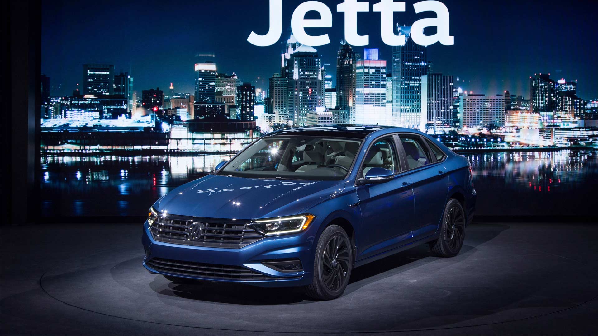 2019-7th-Generation-Volkswagen-Jetta_3