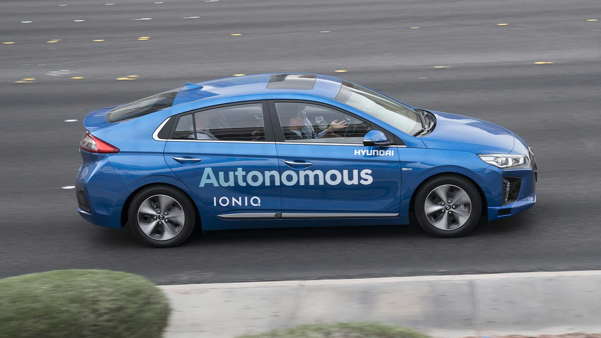 Hyundai-Ioniq-autonomous