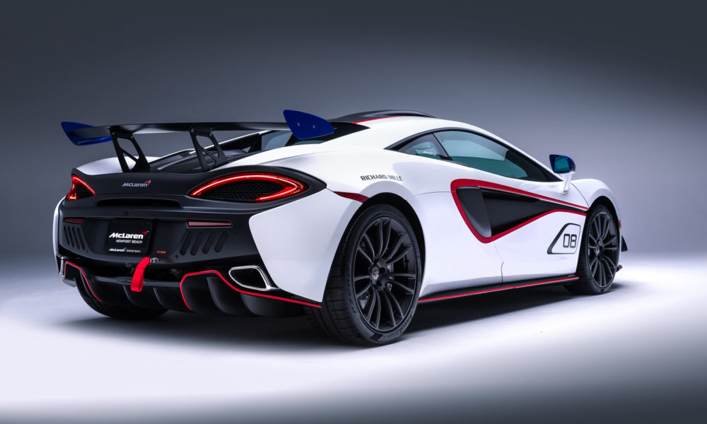 McLaren MSO X 570S coupe Anniversary White with Red & Blue Accents_3