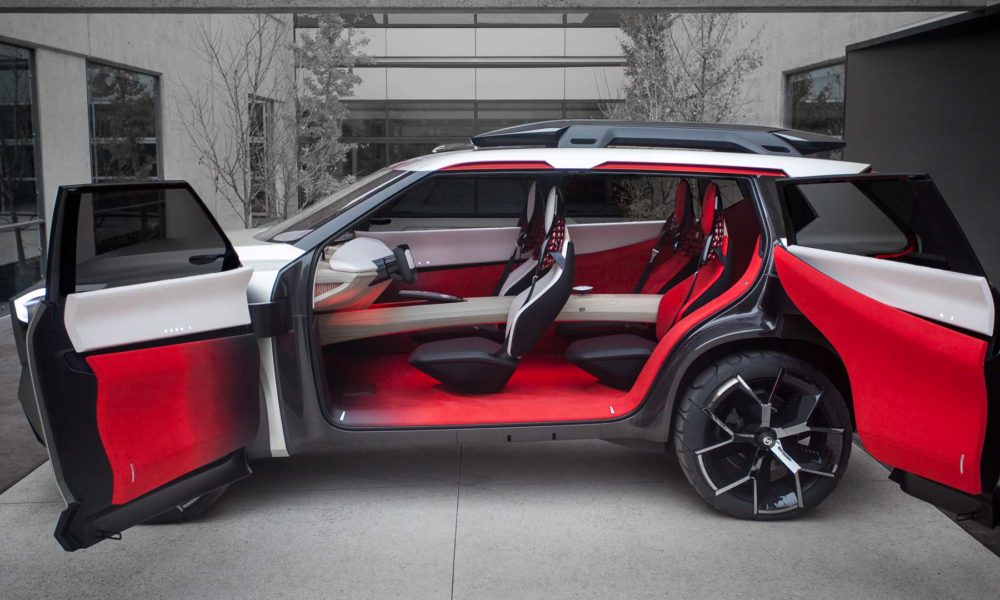 Nissan-Xmotion-Concept-interior_2