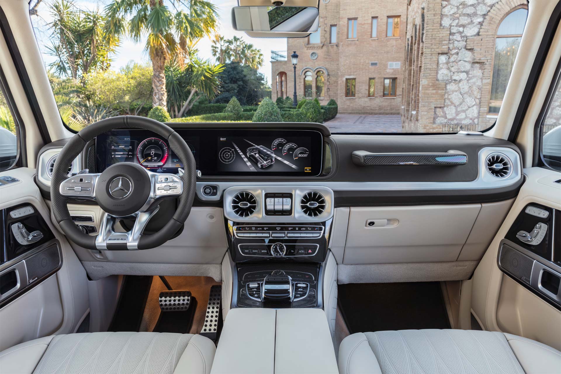 2018-Mercedes-AMG-G-63-Interior