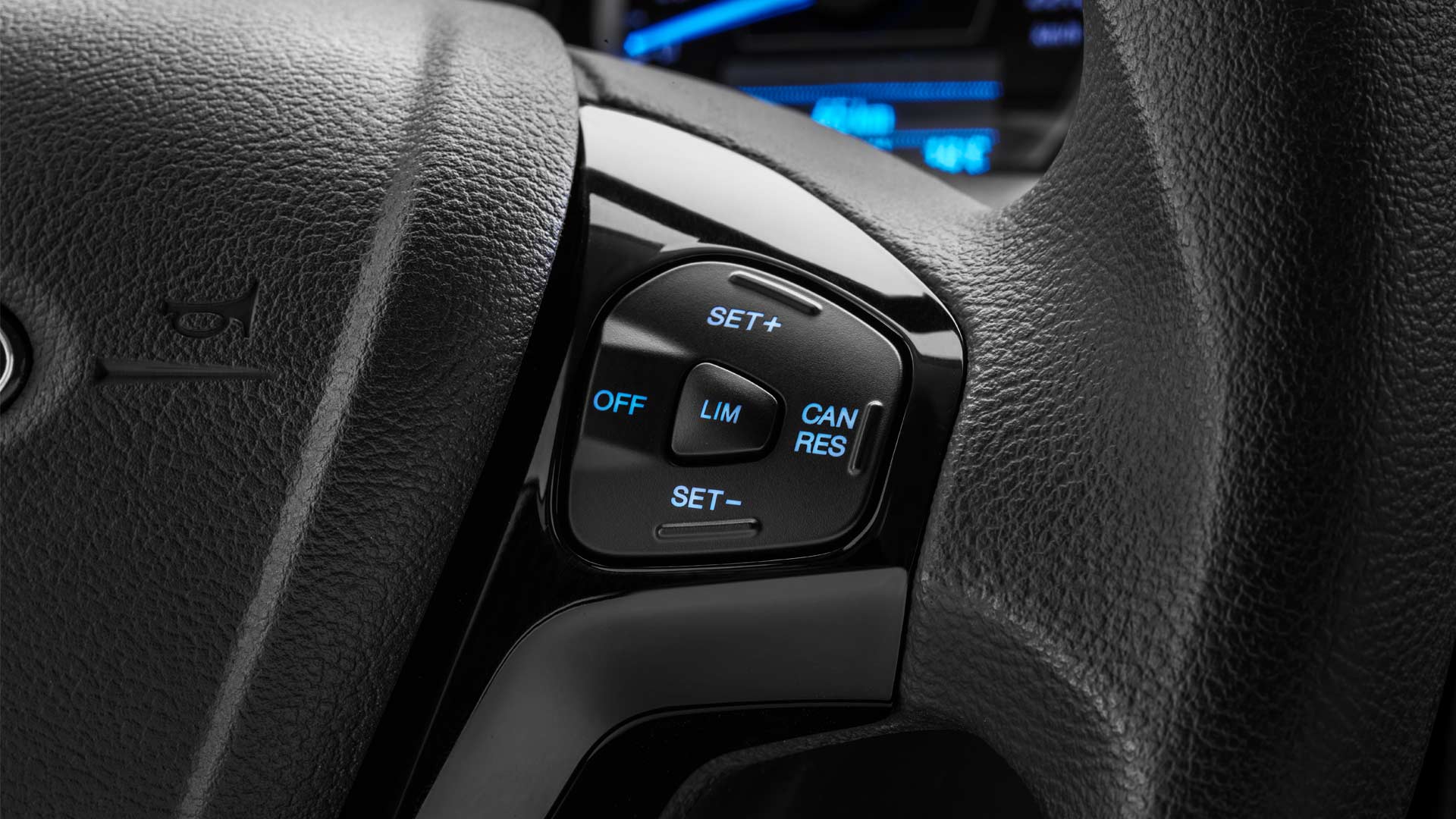 Ford-KA+-Active-Crossover-interior_3