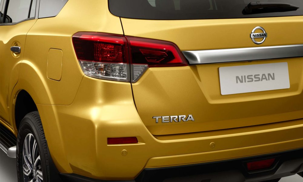 Nissan-Terra_3