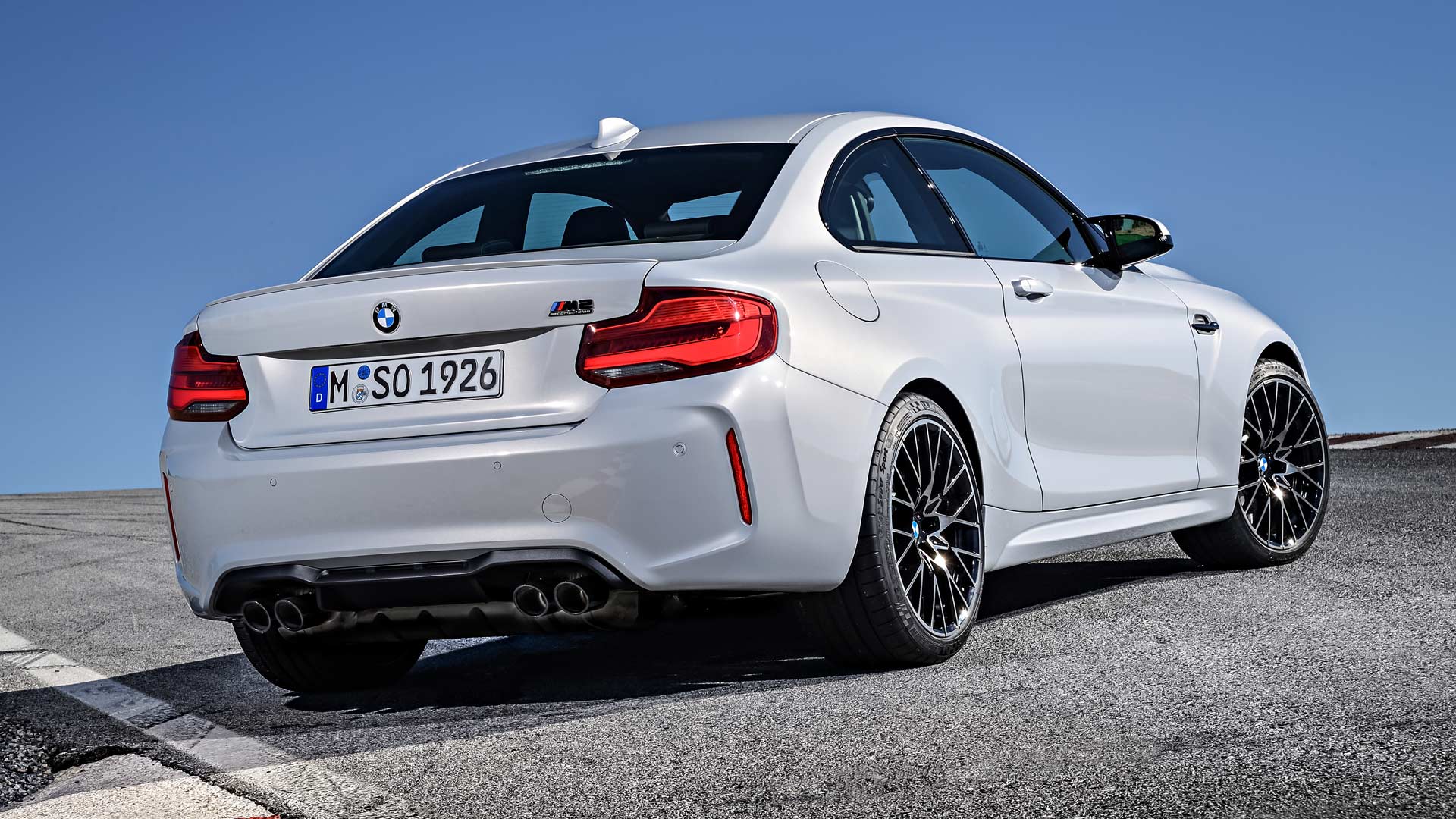 2019-BMW-M2-Competition_4