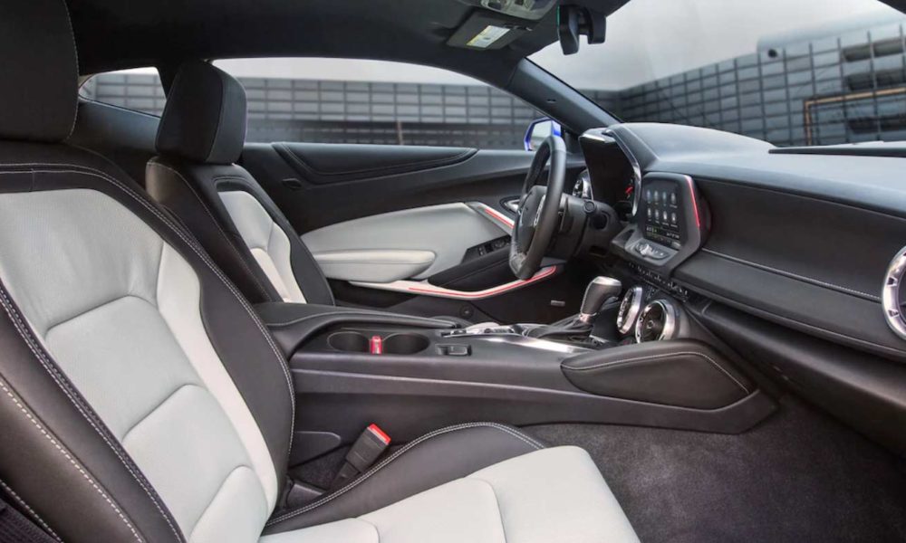 2019-Chevrolet-Camaro-3LT-Interior